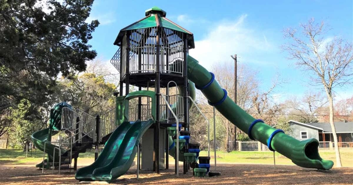Huitt-Zollars Delivers Lakeway Activity Center Playscape Design — 4