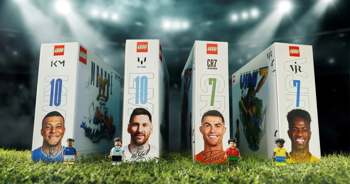 Wieden+Kennedy Amsterdam Lands Lego's World Cup Campaign with Four Football Icons — 3