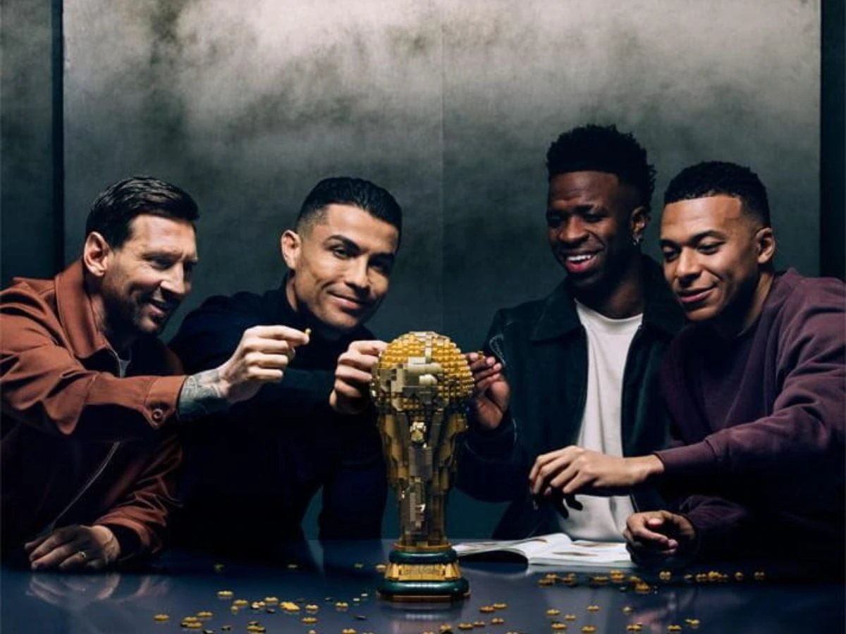 Wieden+Kennedy Amsterdam Lands Lego's World Cup Campaign with Four Football Icons — 3