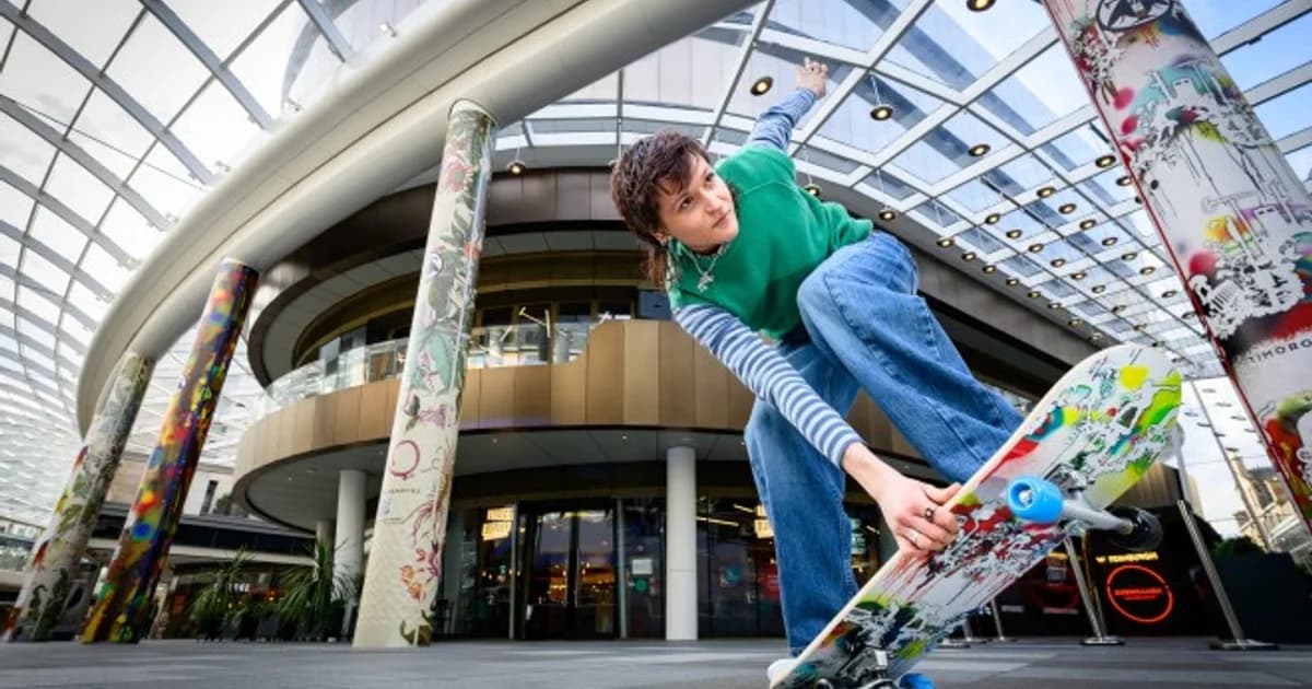 StudioLR Taps Illustrator Holly Sharpe for St James Quarter Campaign — 4